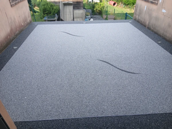 Image de couverture de l'album Terrasse en résine avec décoration 